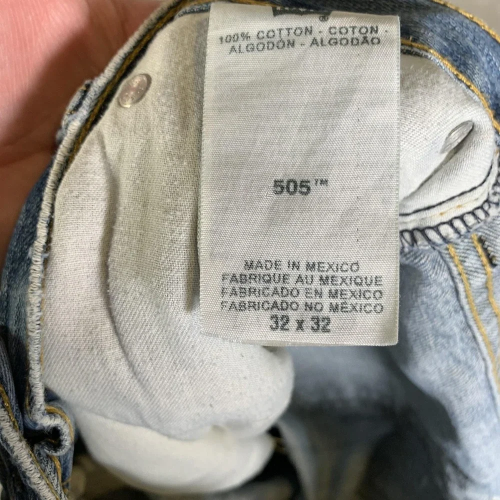 Vintage Levis 505 Jeans Mens 32x32 Blue Light Wash Regular Straight Distressed